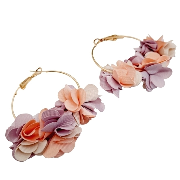 Gold tone floral Hoop pink fabric pastel Petals Earrings 💖2/$30 - Picture 5 of 16